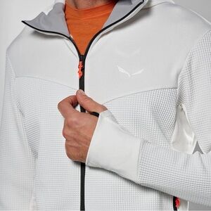 Salewa pedroc 2.5L PTX light Jacket (Size: large)